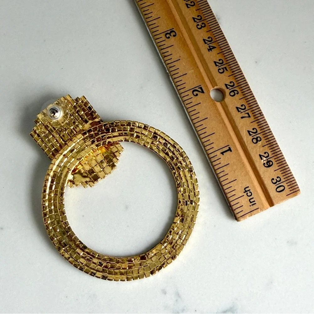 N/A gold door
